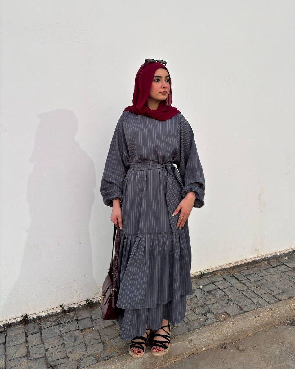 Farida dress in grey