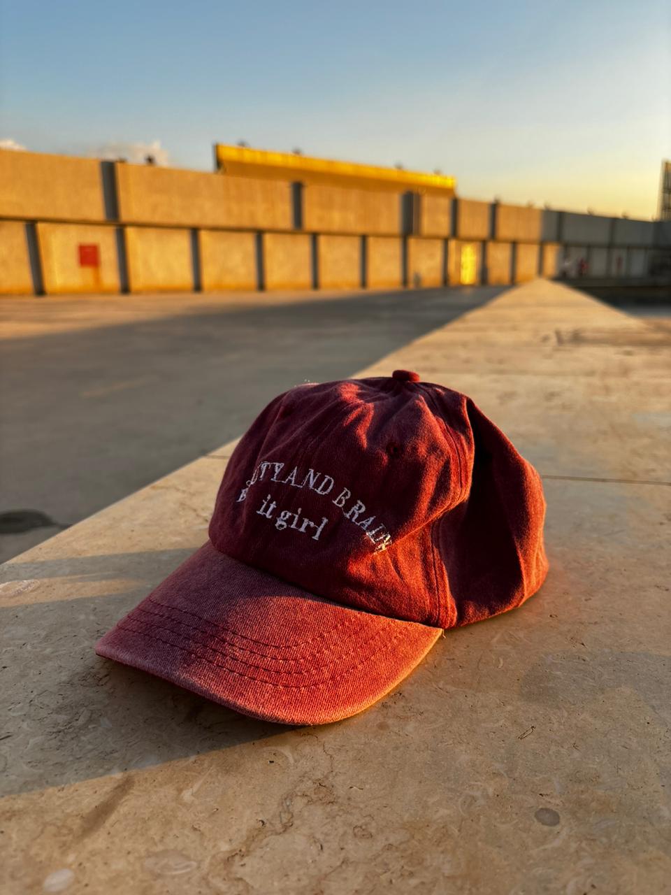 Beauty and brains Cap - Burgundy