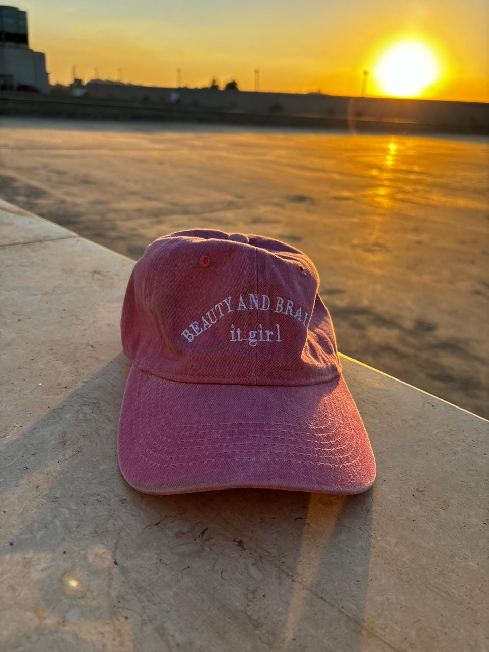 Beauty and brains Cap - Pink